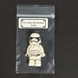 LEGO Star Wars SW0667 First Order Stormtrooper Minifigure round mouth